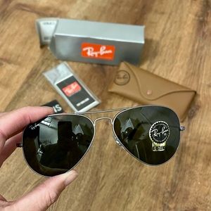 NWT Ray-Ban Classic Aviators